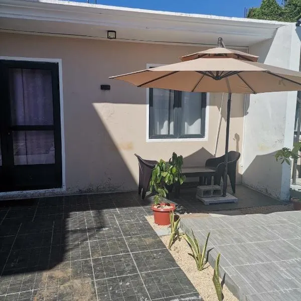 Serene Villa, hotel in Grand-Baie
