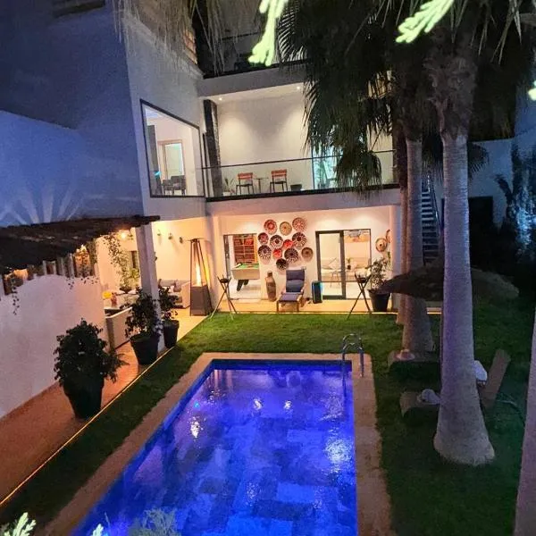 Oasis TIFNIT Villa with Pool View No vis A vis, hótel í Draïd