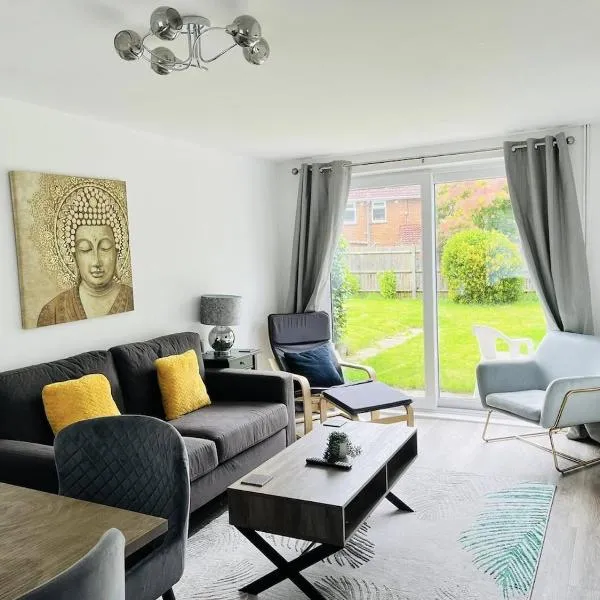 3 Bedroom House sleeps 5, near Ascot, Windor, Bracknell, hotel en Bracknell