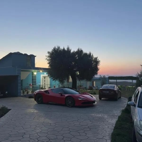 Rodon Blue Villa: Shetaj şehrinde bir otel