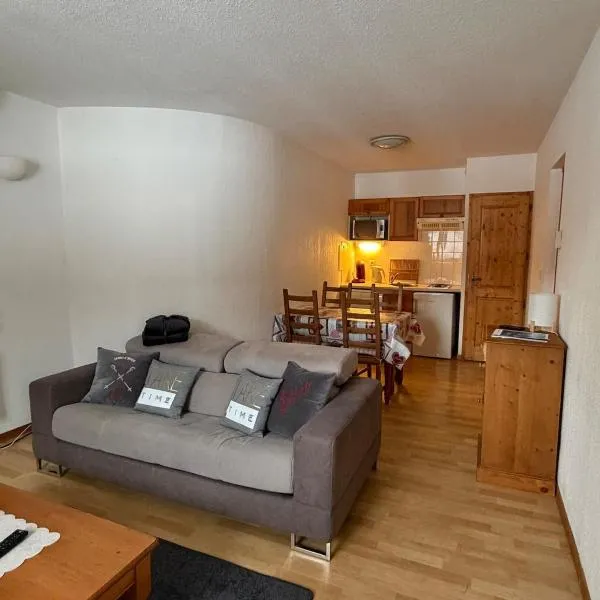 Sympathique appartement à Samoëns, hotel v destinaci Samoëns