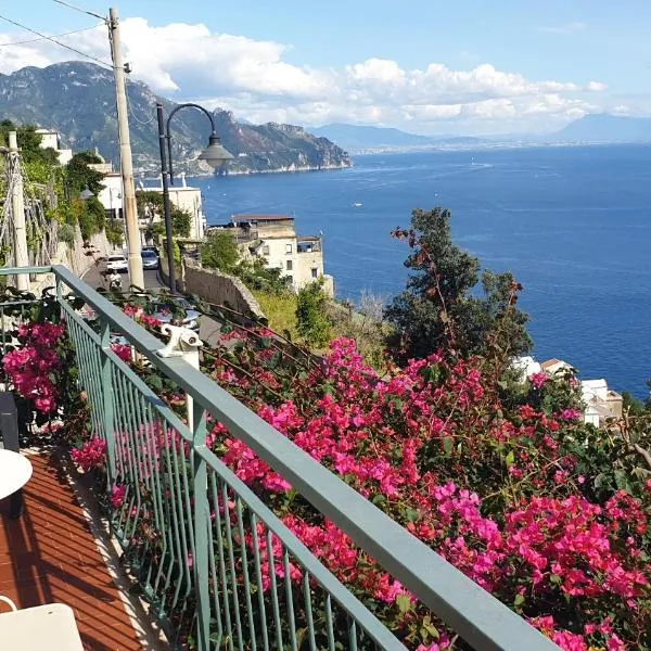 Villa Grace Amalfi seaview, hotel Amalfiban