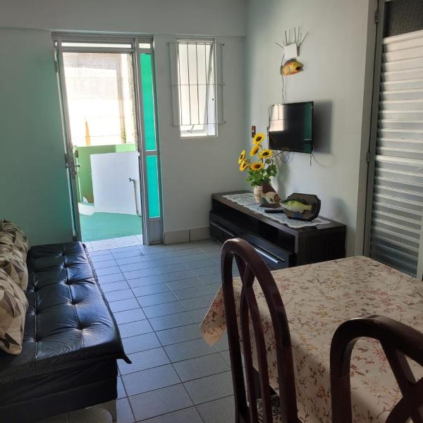 PRAIA DE 4 ILHAS Apartamento 2 Quartos 50M da Praia Com Vista - Foto 4