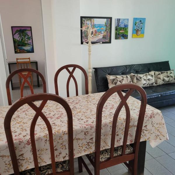 PRAIA DE 4 ILHAS Apartamento 2 Quartos 50M da Praia Com Vista