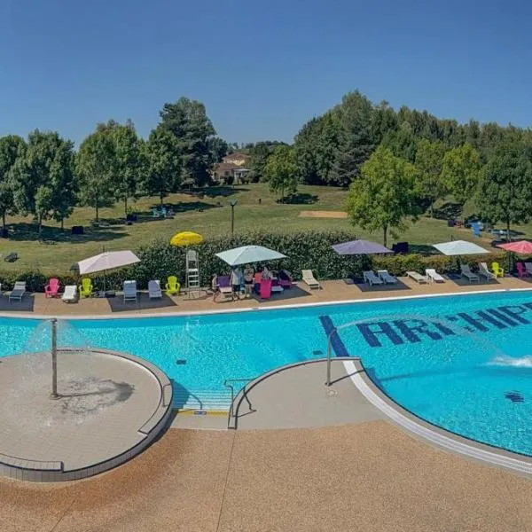 Camping Onlycamp le Champ d'été, hotel in Reyssouze