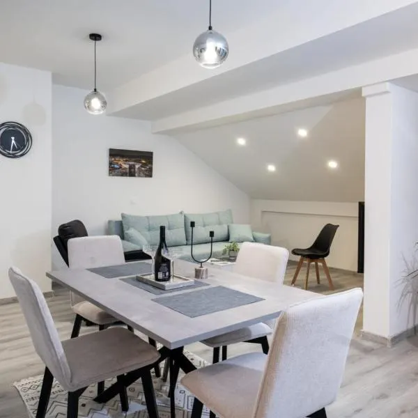 Fort Vista โรงแรมในคนิน