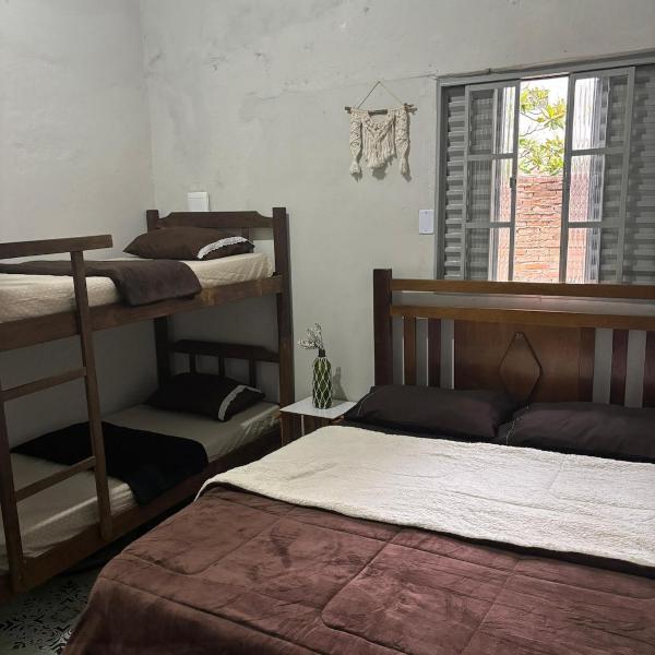 Seu Cantinho com Quintal na Rua Principal