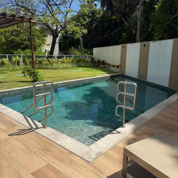 Arretado de bom ! A 250 m da praia de Boa Viagem, 3 km do aeroporto, próximo aos shoppings, com WI-FI 560 Mbps, coworking, piscina e academia