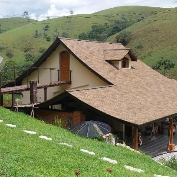 Refúgio de Paz na Natureza - Chalé Aconchegante na Chácara Graviola, Hotel in Taubaté