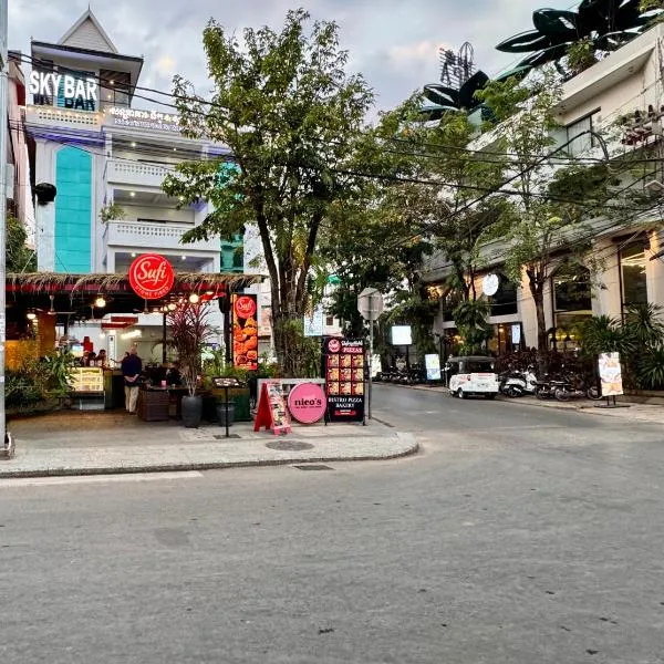 Nico’s Hotel and SkyBar, hotel in Siem Reap