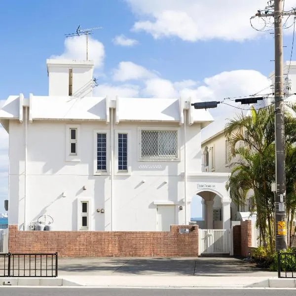 Ocean Terrace金武, hotel en Kin