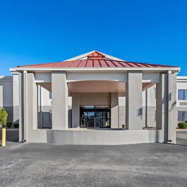 MainStay Suites Decatur River City, hotel di Decatur