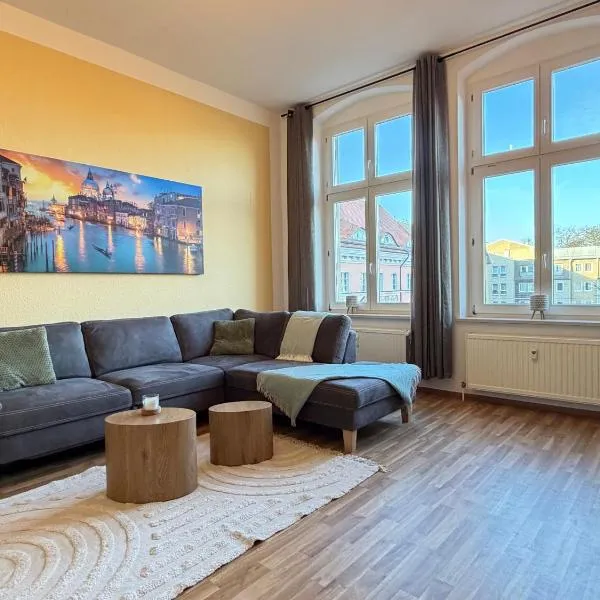 Ferienwohnung am Altmarkt, für bis zu 4 Personen, 55qm: Cottbus şehrinde bir otel