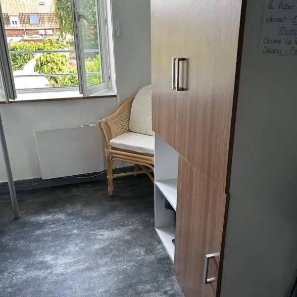 Petite chambre – hotel w mieście Halluin