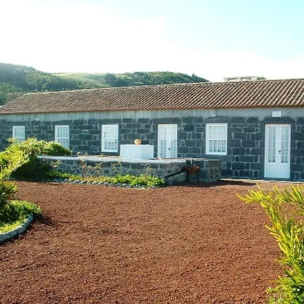 Quinta da Abegoaria, hotel in Cedros