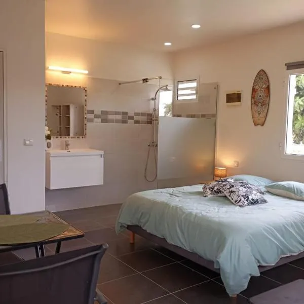 Studio CARAIBE, hotel in Saint-François