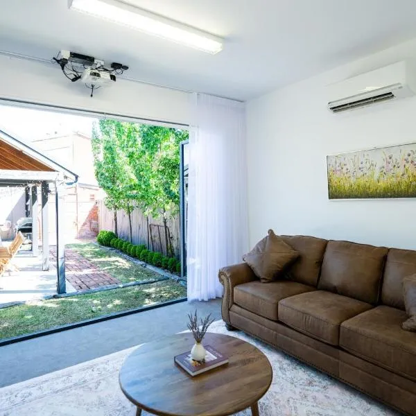 Rosewood Terrace, hotel em Bathurst