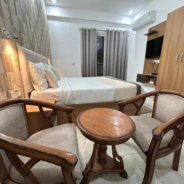 Akshay Hotel Near Medanta Hospital, hotel en Gurgaon