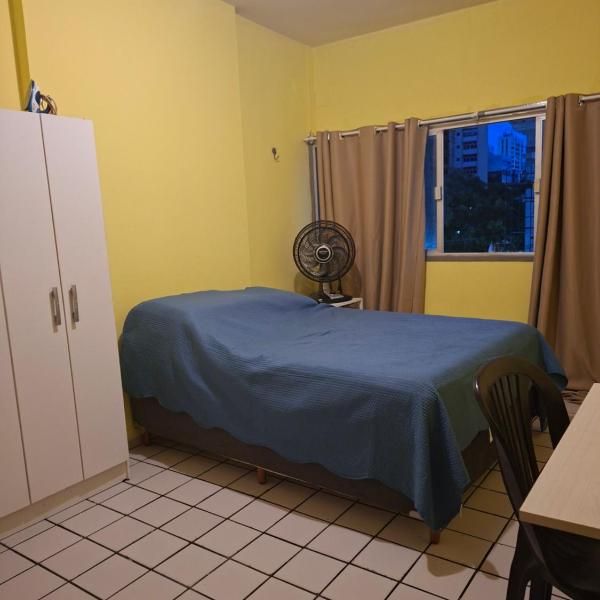 Apartamento espaçoso e central - Foto 2