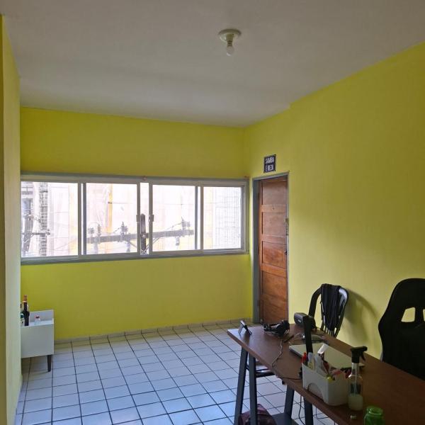 Apartamento espaçoso e central - Foto 5