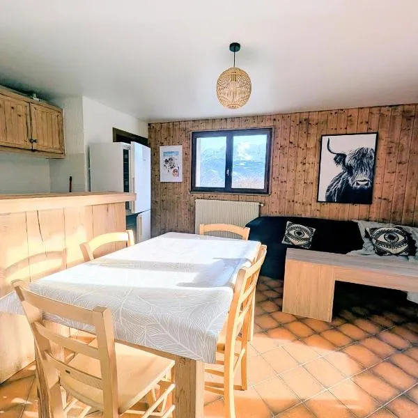 Appartement 60m2 avec une vue exceptionnelle, hotel in Sallanches