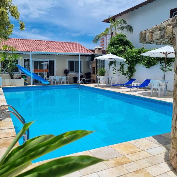 Casa com Piscina Privativa Gigante e Escorregador Pertinho da Praia com Bikes para Passeio - Foto 4