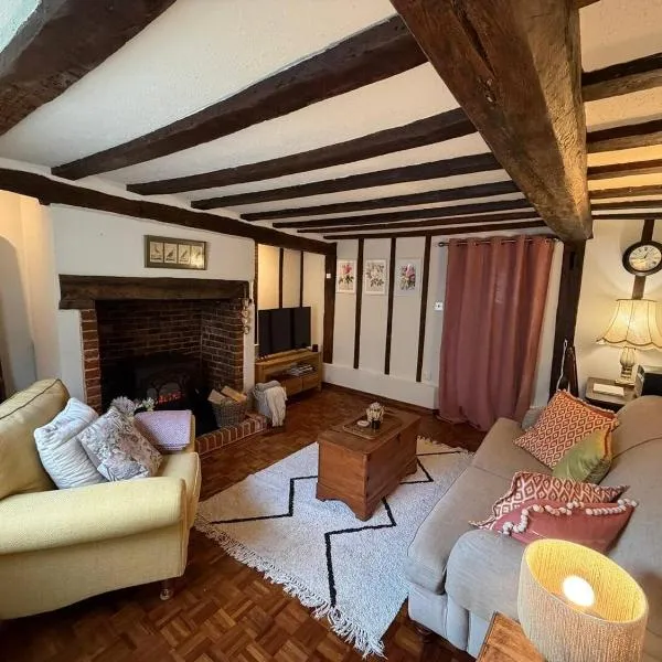 Viesnīca Pretty Cottage in Harleston, Norfolk, dog friendly pilsētā Harleston