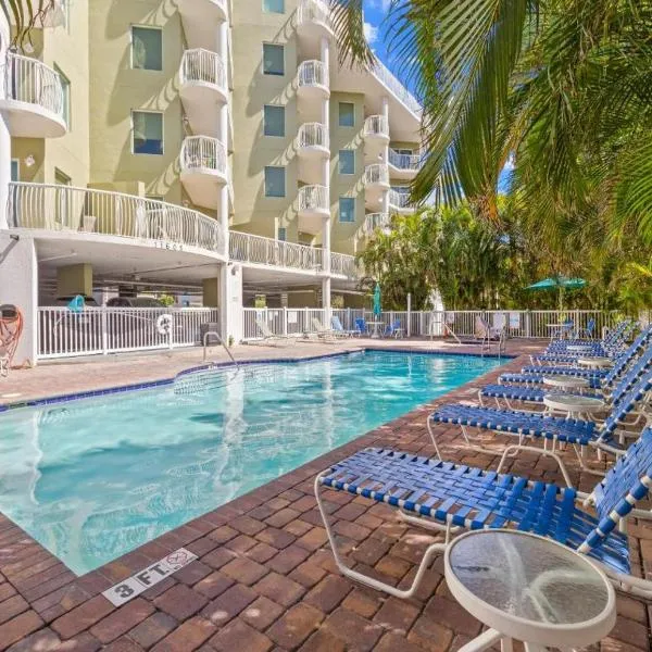 Corner Suite Luxury Panoramic Ocean Views – hotel w St Pete Beach
