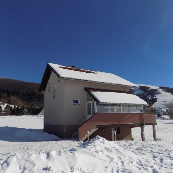 Kuća za odmor -Megy-, hotel v mestu Kupres