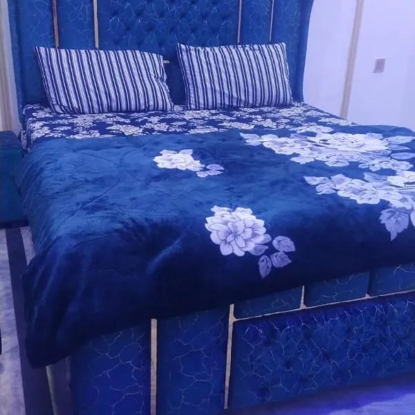 The 104-H, Hotel in Faisalabad