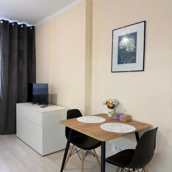 Сучасна студія в ЖК Маршал Сіті – hotel w Odessie