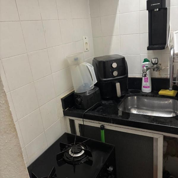 Simples apartamento localizado no posto 6 - Foto 2