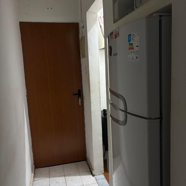 Simples apartamento localizado no posto 6