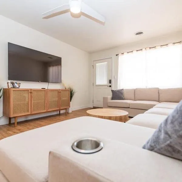 Newly Remodeled Family Friendly Home, hotel u gradu Pejdž