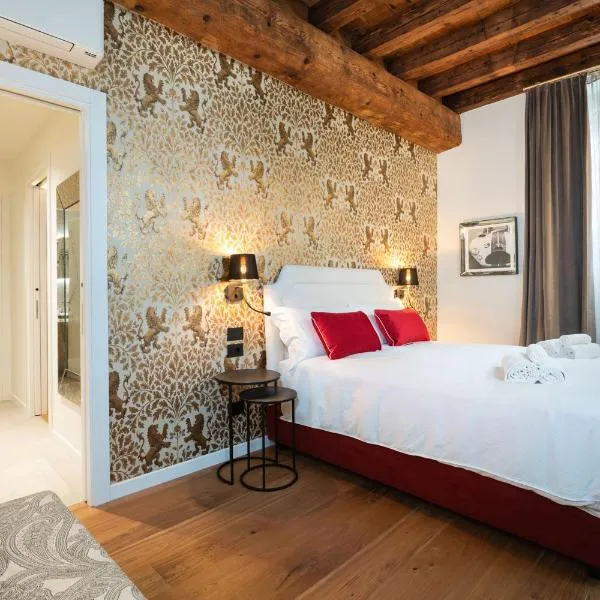 Palazzo Gaspari Luxury Apartment - Unit 4 - 300 mt Arena Verona, viešbutis mieste Verona