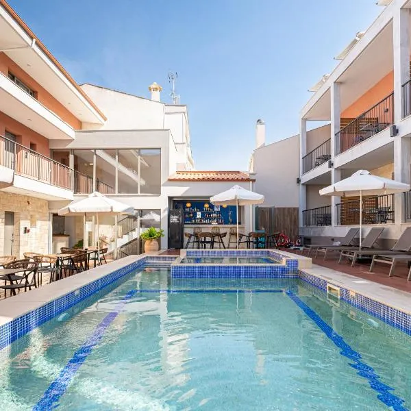 Maltepe Luxury Accommodation، فندق في كاليثي هالكيديكي