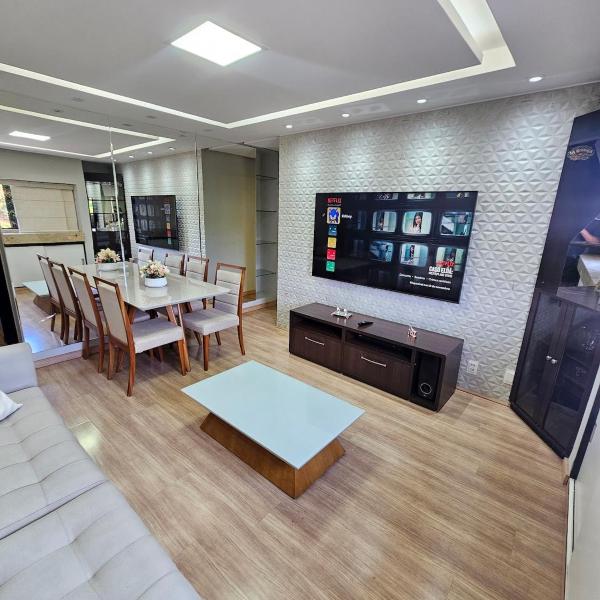 CRUZEIRO NOVO, QUADRA SHCES 1307,ATÉ 4 PESSOAS, APARTAMENTO COM 3 QUARTOS SENDO 1 SUÍTE, ROUPA DE CAMA E BANHO INCLUSAS, PRÉDIO COM ELEVADOR E COMÉRCIO PRÓXIMO, WI-FI, SMART TV, COZINHA COMPLETA By REI DOS FLATS