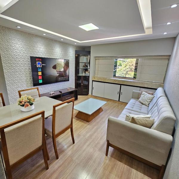 CRUZEIRO NOVO, QUADRA SHCES 1307,ATÉ 4 PESSOAS, APARTAMENTO COM 3 QUARTOS SENDO 1 SUÍTE, ROUPA DE CAMA E BANHO INCLUSAS, PRÉDIO COM ELEVADOR E COMÉRCIO PRÓXIMO, WI-FI, SMART TV, COZINHA COMPLETA By REI DOS FLATS - Foto 5