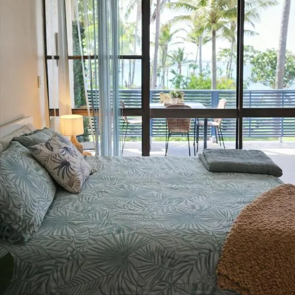 La Plage Cabane, hotel en Eimeo