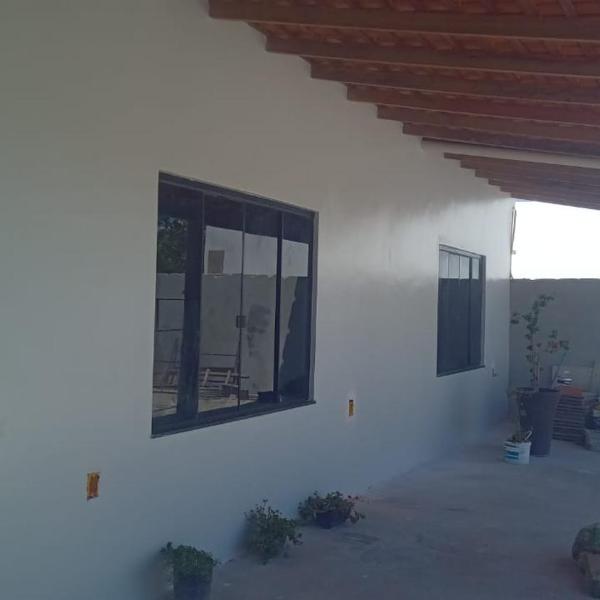 Casa com piscina na fazendinha