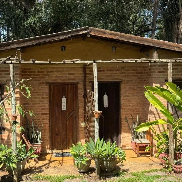 Ecocentro Brasil - Bangalô 1, ξενοδοχείο σε Sao Pedro