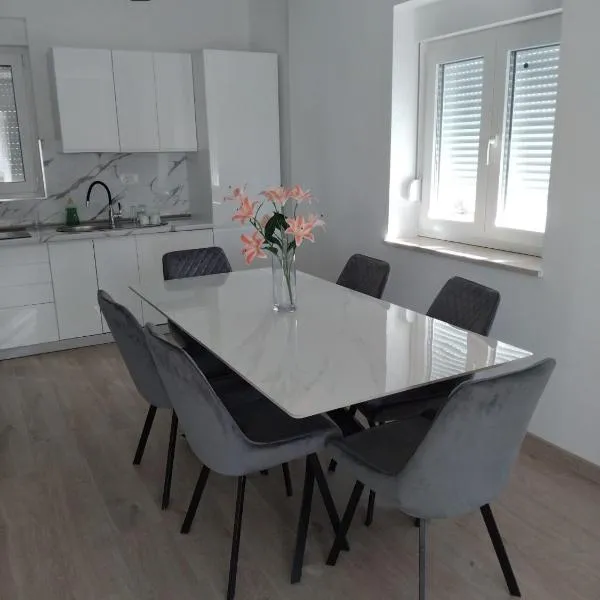 Apartman Crnogorac, hotell i Posušje