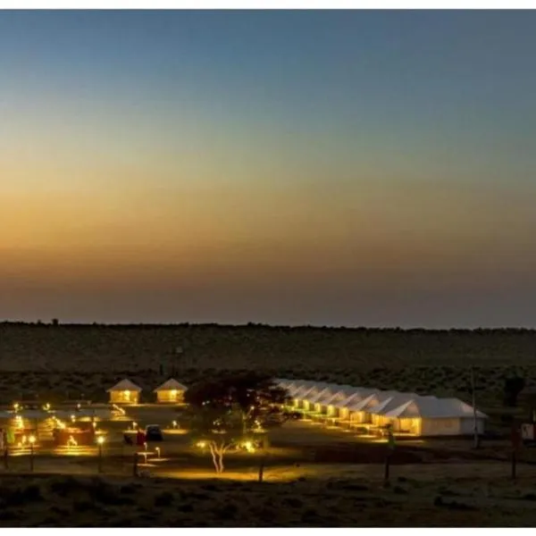 Golden Dunes A Luxury Desert camp Jaisalmer, hotel em Sām