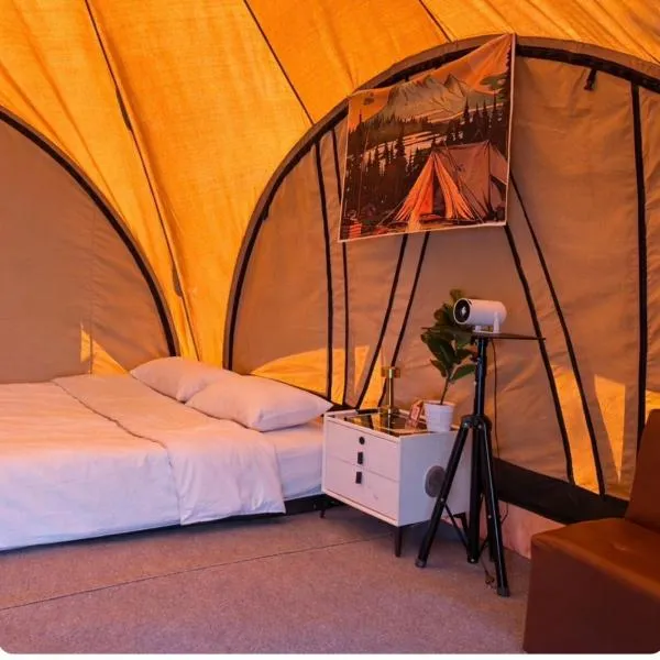 Sireha Cafe Resort and Glamping, готель у місті Ban Khok Chang