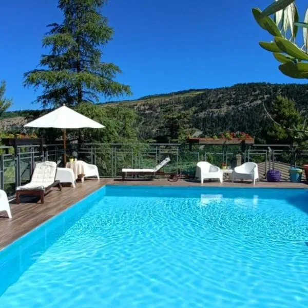 HOTEL ARIMANNIA Depandance, khách sạn ở Caramanico Terme