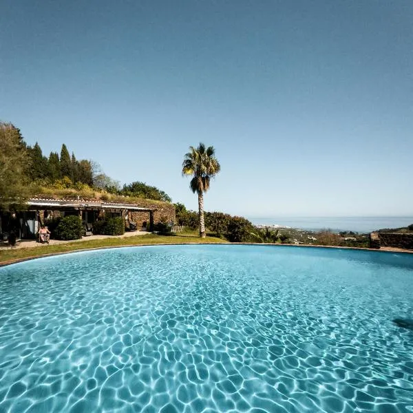 La Casa del Burro, hotell i Nerja