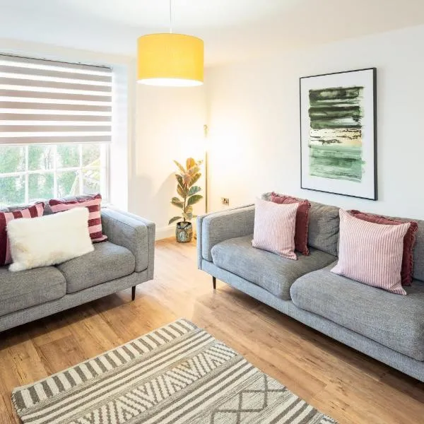 Luxury Flat Sleeps 5 Lyme Regis close to beach, hotel u gradu Lajm Redžis