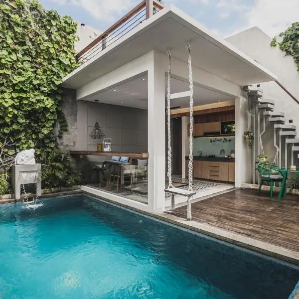 Ayona Villa Seminyak by Ini Vie Hospitality, hotel sa Seminyak