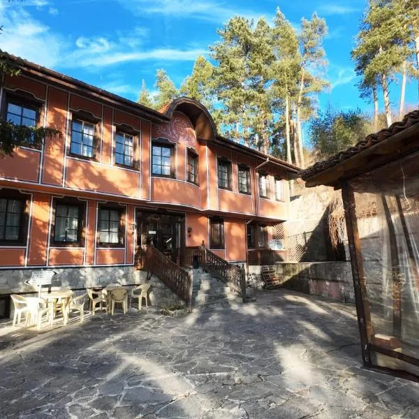 Hotel Hadjiite, hotel em Koprivshtitsa