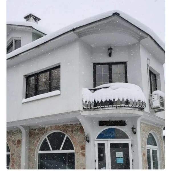 Apartment DAMJAN - Kruševo, hotel i Kruševo